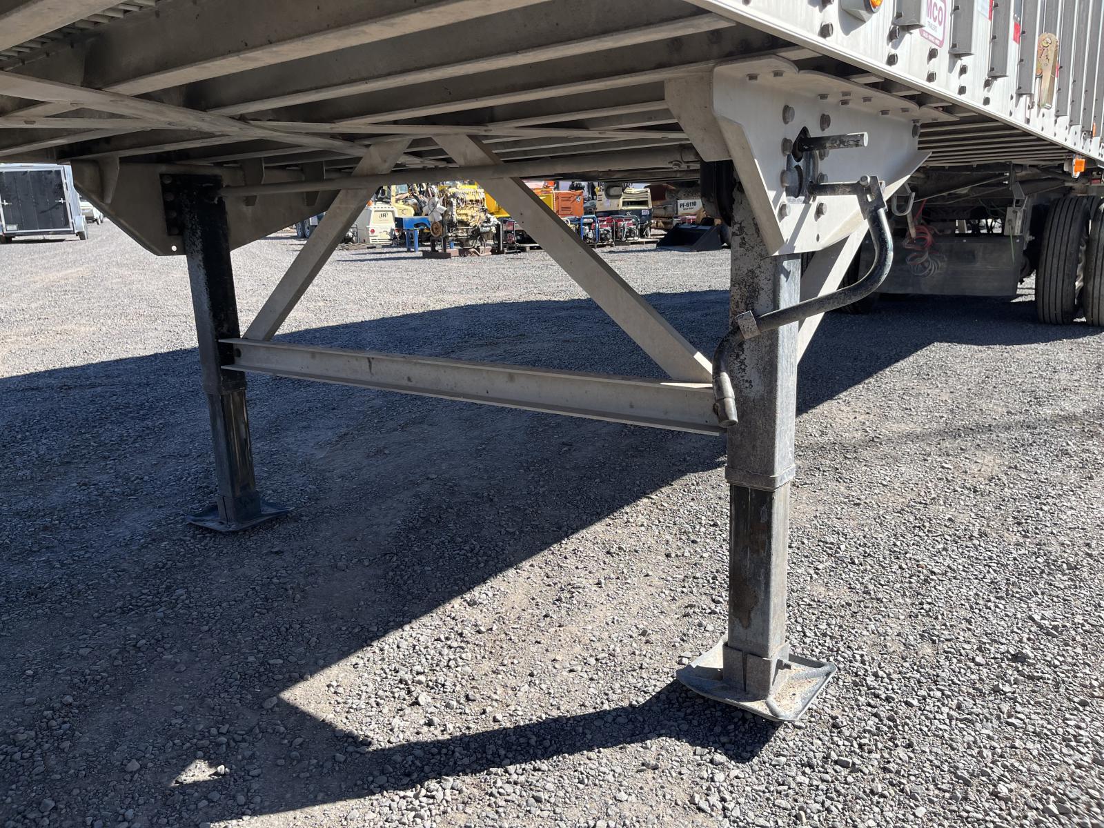 ./imagenes/INVOICE/2019/16692/CAJA DE PISO MOVIL IMCO TRAILERS (6).JPG